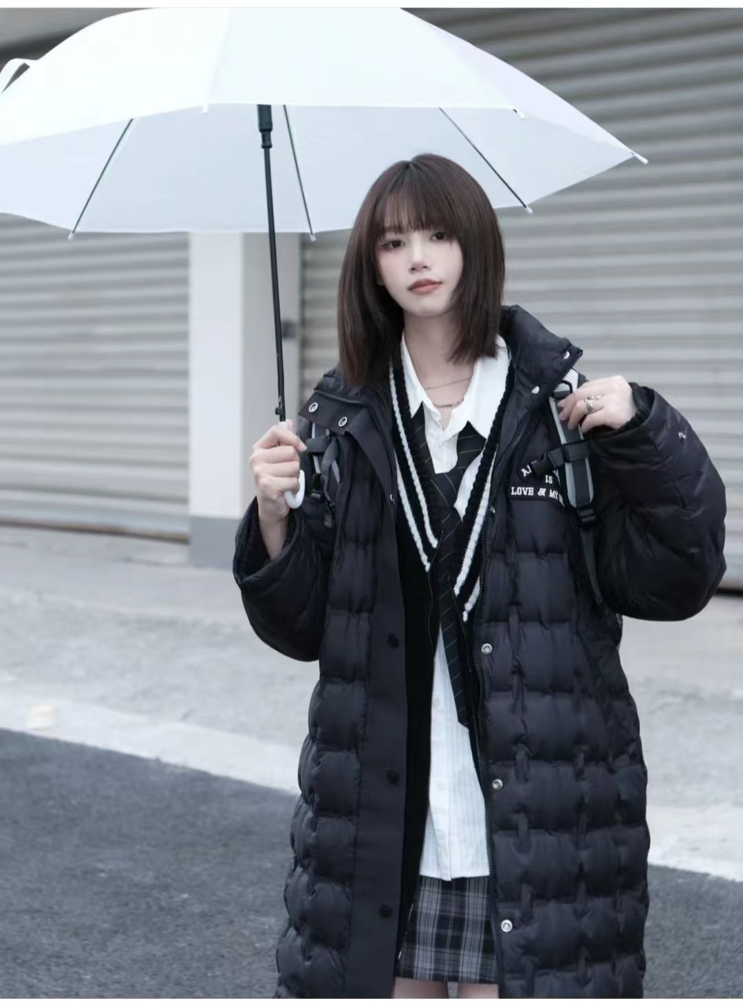 羽绒服搭配什么衣服保暖又好看,羽绒服的穿搭秘籍有哪些