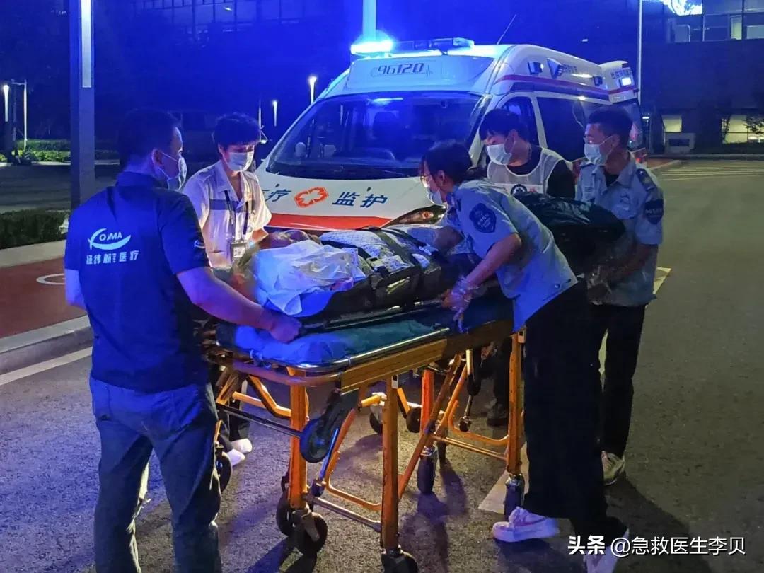 从大漠敦煌到旖旎青岛 送吐血病人回家