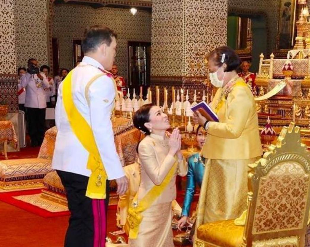 泰国王室阴盛阳衰：诗琳通终身不嫁为国家，国王却风流荒唐不成器