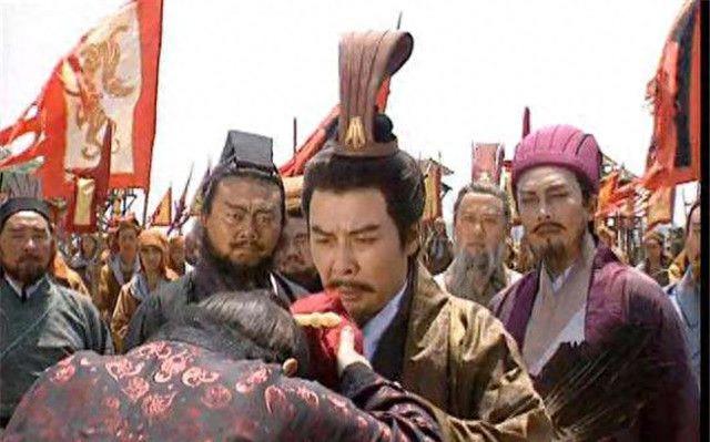 张松在刘备手下得到重用吗,张松人物简介