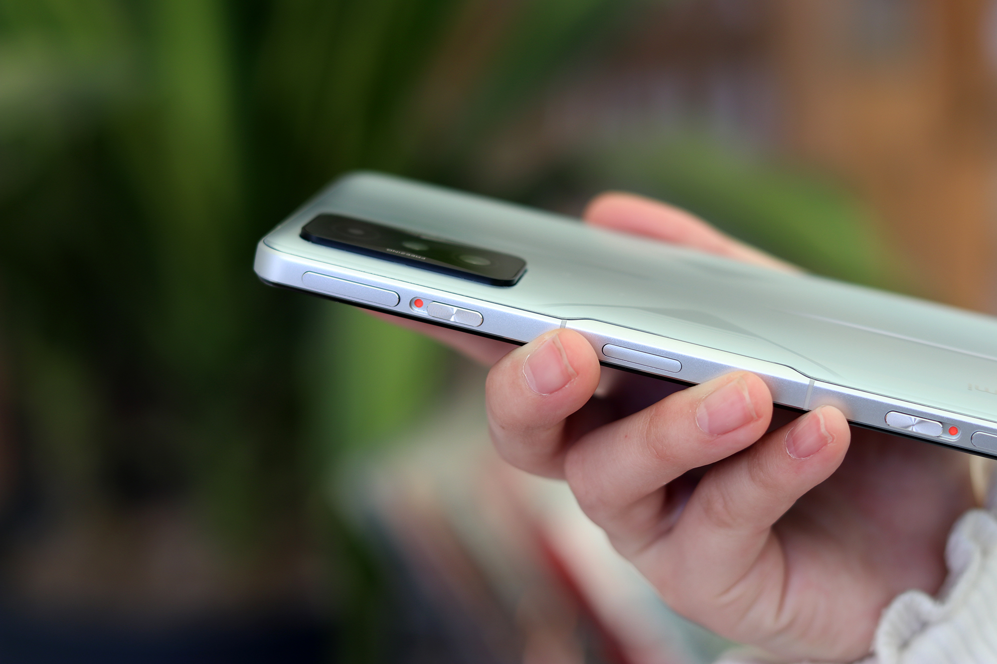 很惊喜也很遗憾,redmik50至尊版真实使用体验