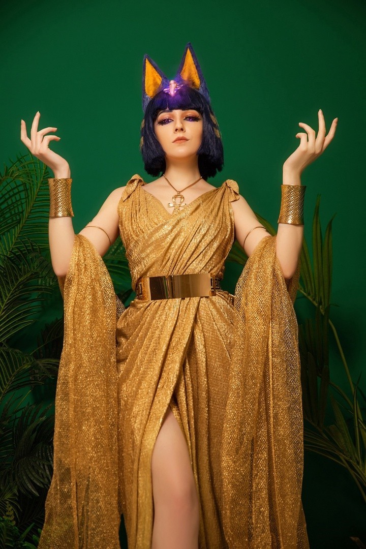 俄美女Kanda《动森》埃及猫Cos性感大秀美腿