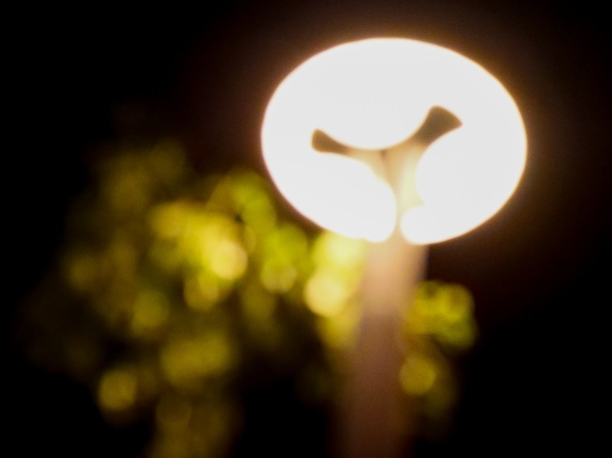 支持0.23米近摄!5千元的大三元松下H-E08018评测