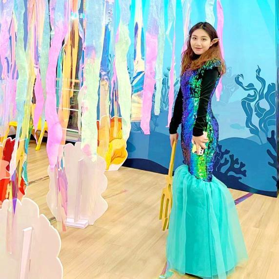 吉的堡90后老师的“美育方*论法**”,用绘画启思成长优循环