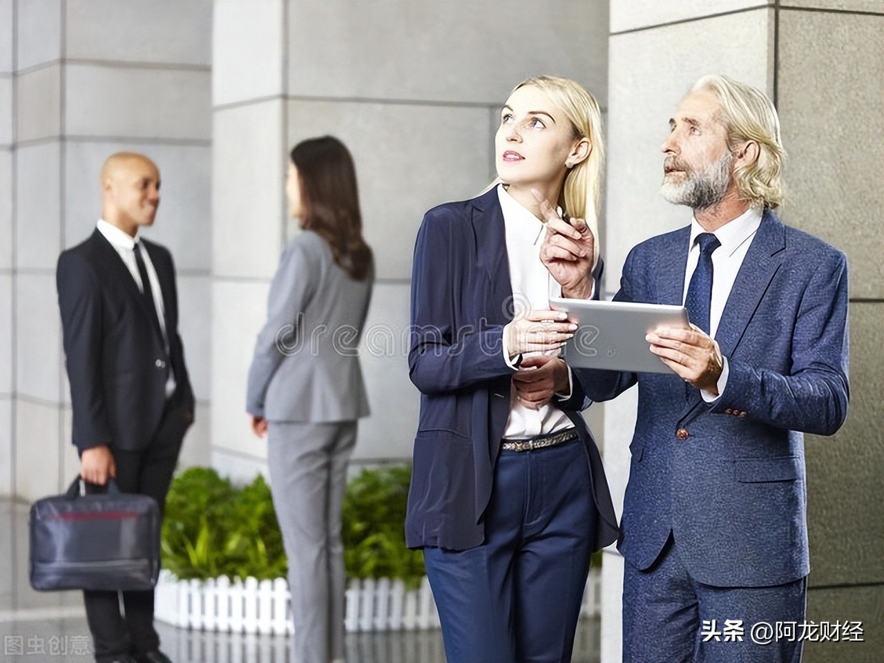 海外资本*子骗**，利用客户流程不清晰，对政策不了解，进行诈骗