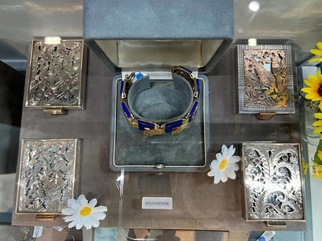 时隔3年又来日内瓦珠宝展大寻宝，竟然还见到了JAR真身！