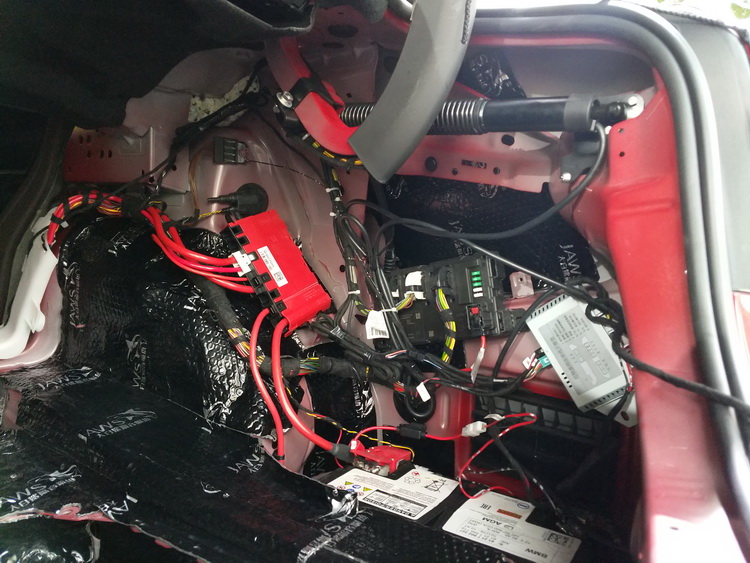 消除噪声厦门靓车港宝马320汽车隔音改装大白鲨