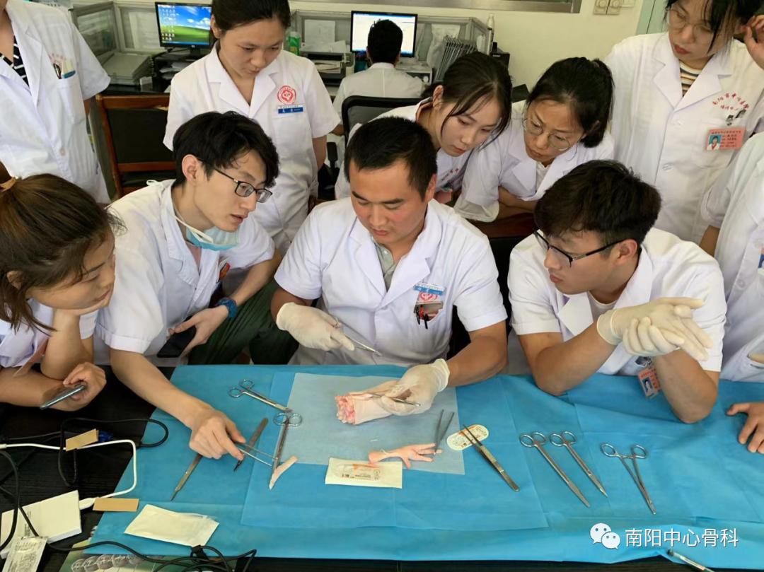 如何申请住院医师规范化培训基地,骨科住院医师规范化培训结业考试