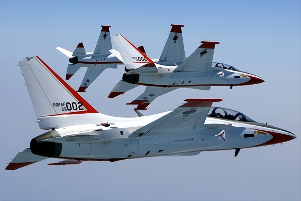 韩国战机降落高雄影响,韩国军机连续四次降落台湾