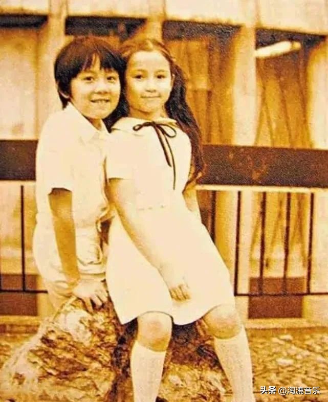 大骂张智霖，嫁给三级片演员，她这半生过得够本儿了