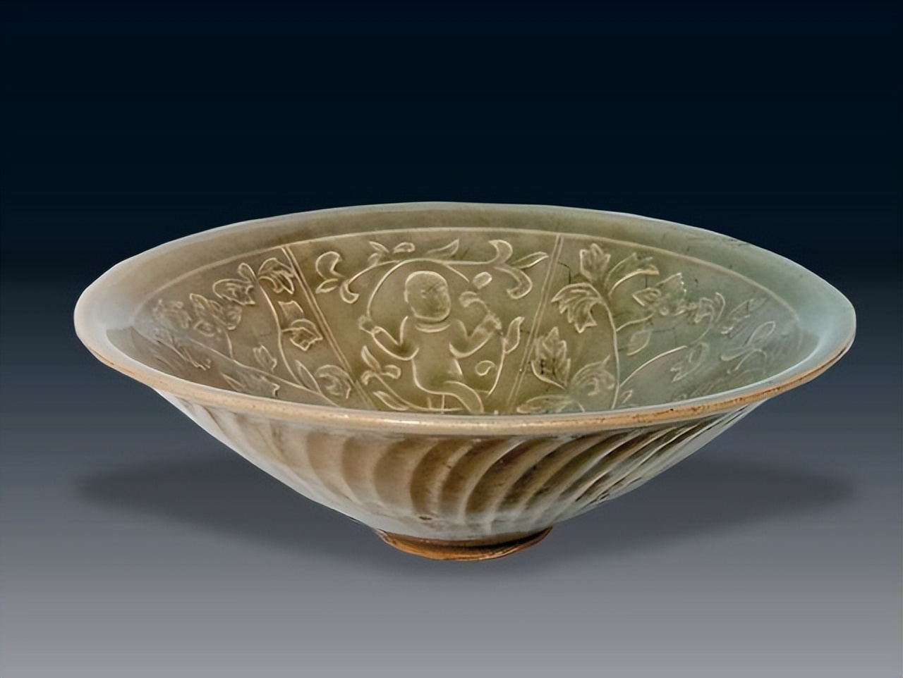 景德镇陶瓷工艺历朝发展和特点,景德镇陶瓷的兴起表现