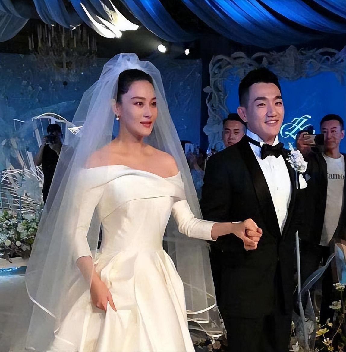 根正苗红何捷,何捷和张馨予现在关系怎样