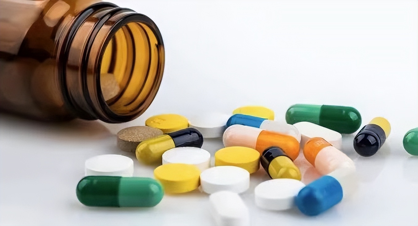 19岁男孩感冒,19岁男孩反复发烧一周