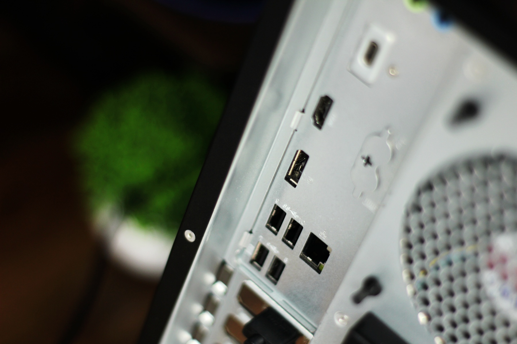 联想ThinkCentreP900,联想thinkcentree95测评