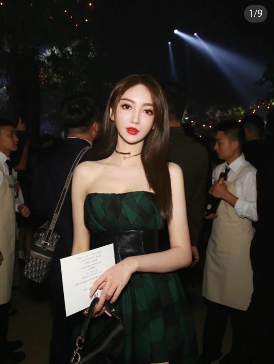 黄晓明离婚后另有新欢,黄晓明新欢是谁