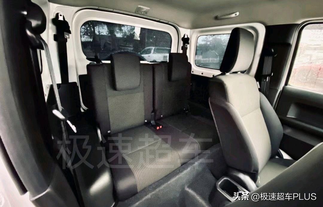 全新铃木吉姆尼空间,铃木吉姆尼长轴版实车曝光