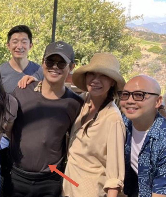 李连杰年轻肌肉照,李连杰近照引热议