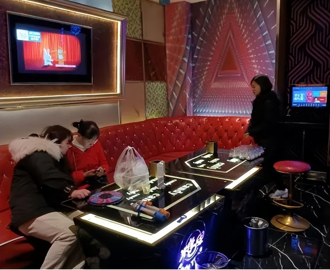 聚会圣地为何无人问津了,7年倒闭6万家