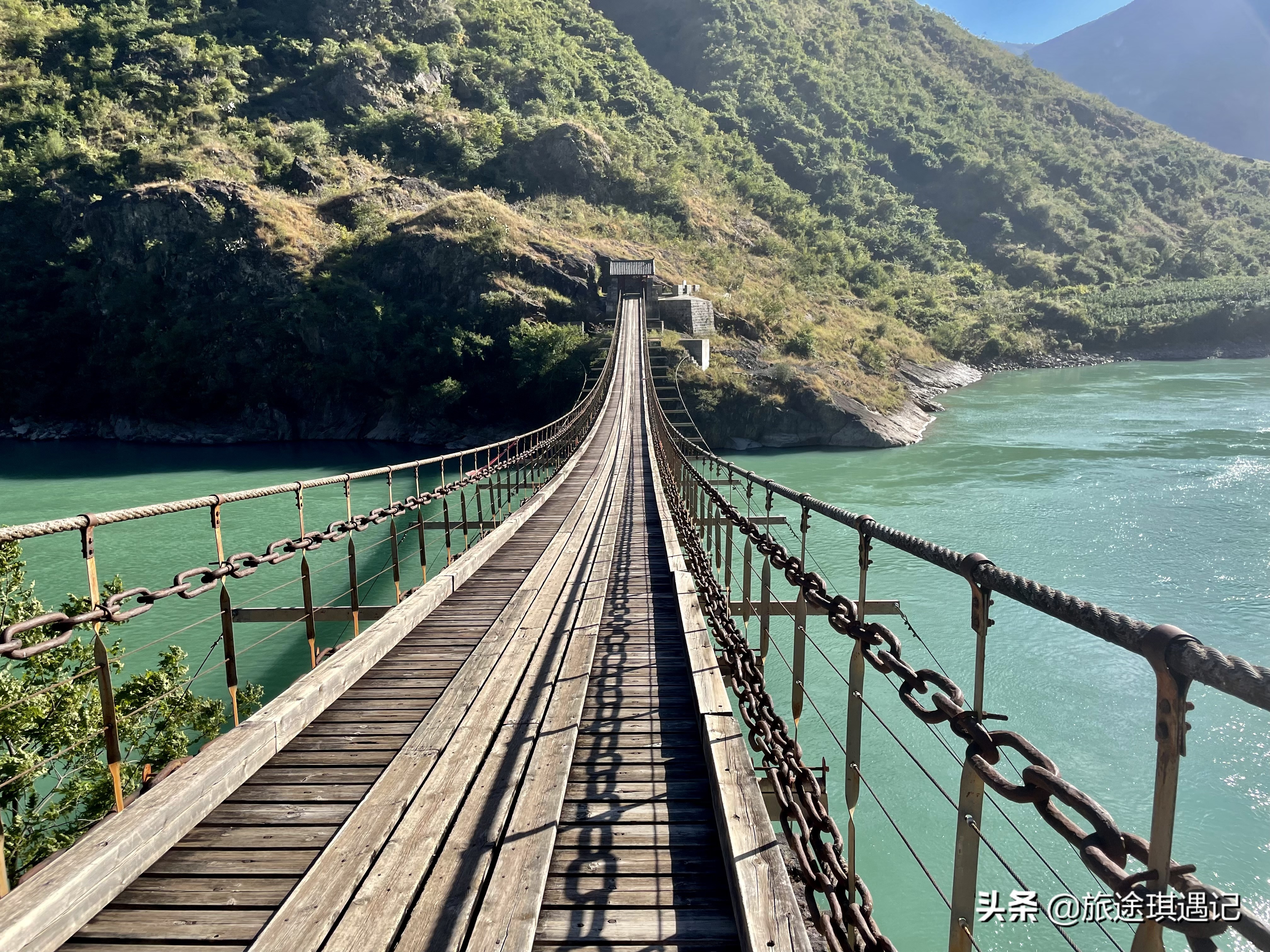 万里长江第一桥是哪里,素称万里长江第一桥