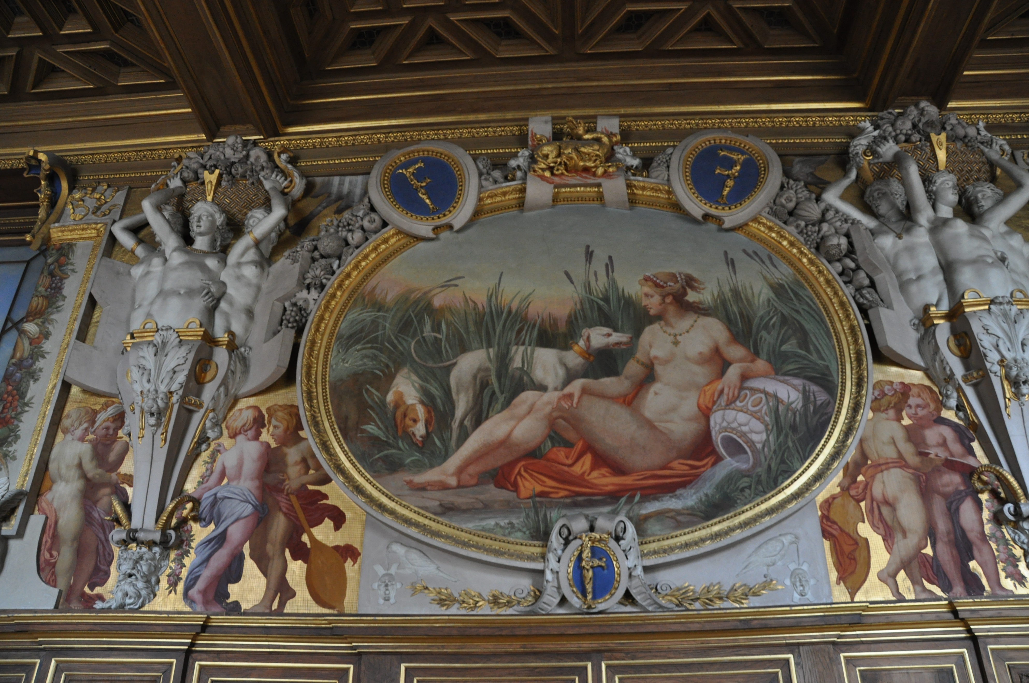 枫丹白露宫名字由来,枫丹白露宫殿俯视图解