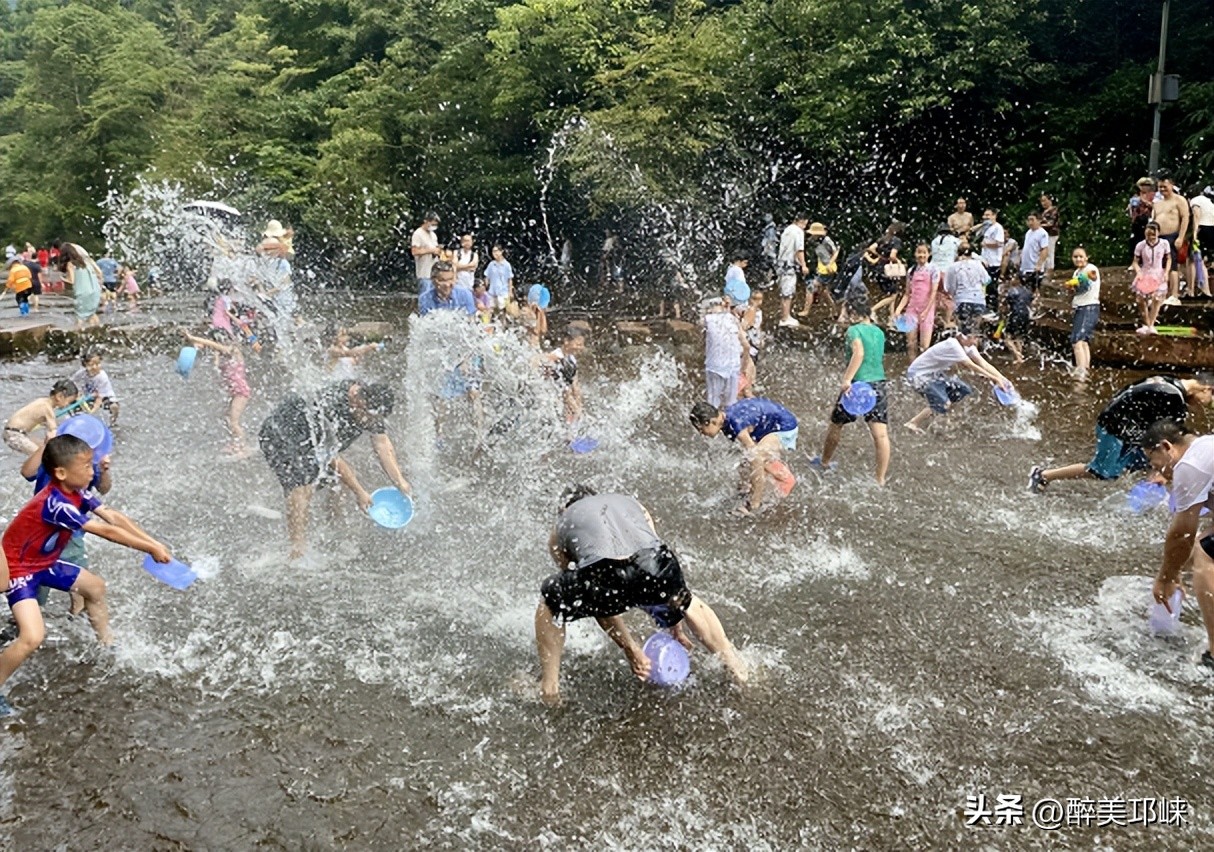 天台山避暑推荐,五一去天台山凉快吗