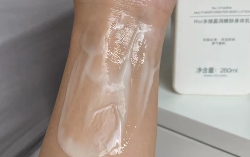 清淡香味身体乳好用吗,身体乳味道清淡保湿好吗