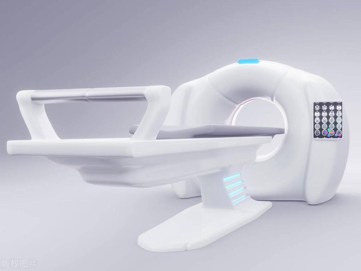 老公肺癌晚期，前天亲吻时，我突然嘴里咸咸的，老公吐痰了？