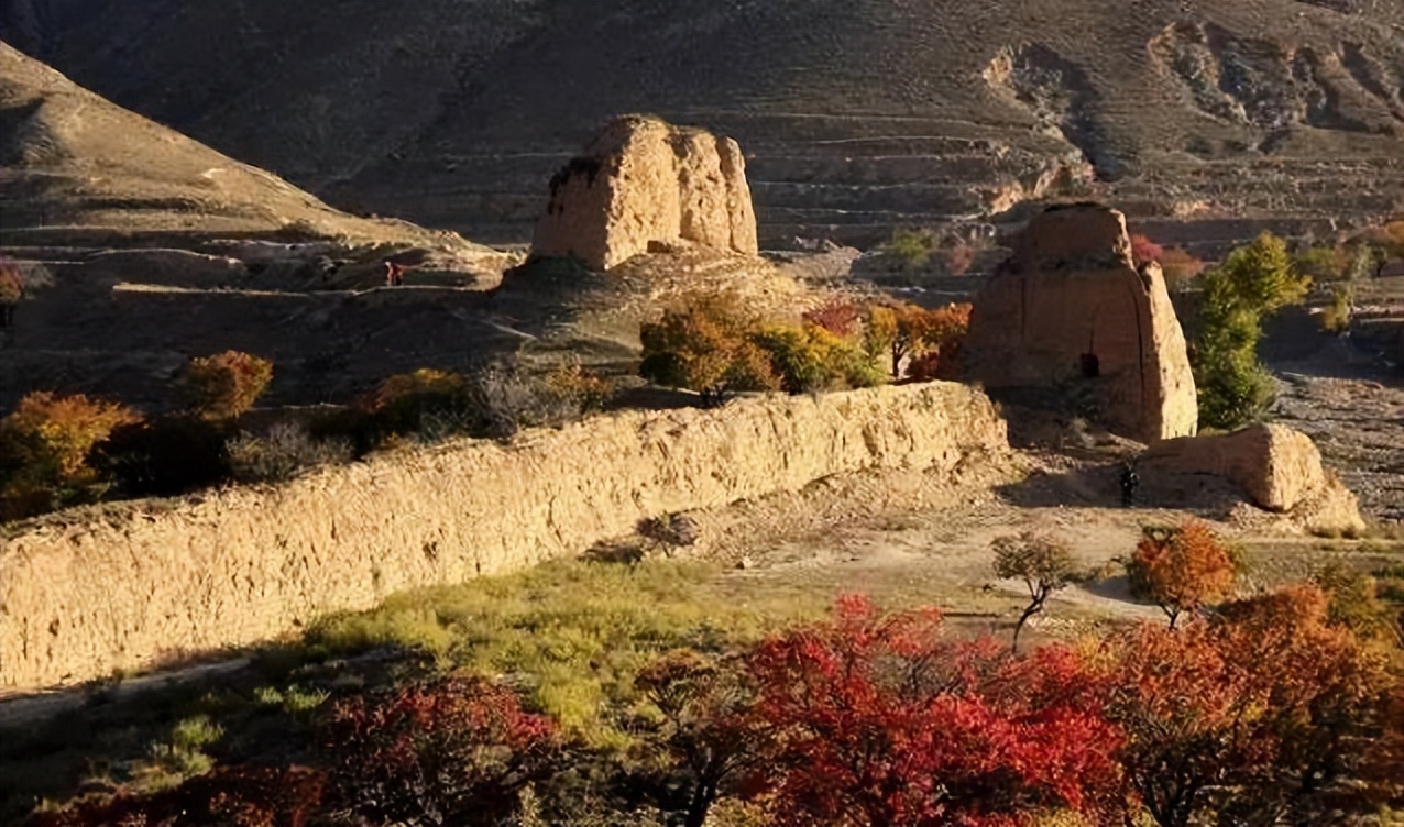 万里长城和长城雄风的区别在哪,不到长城非好汉来历