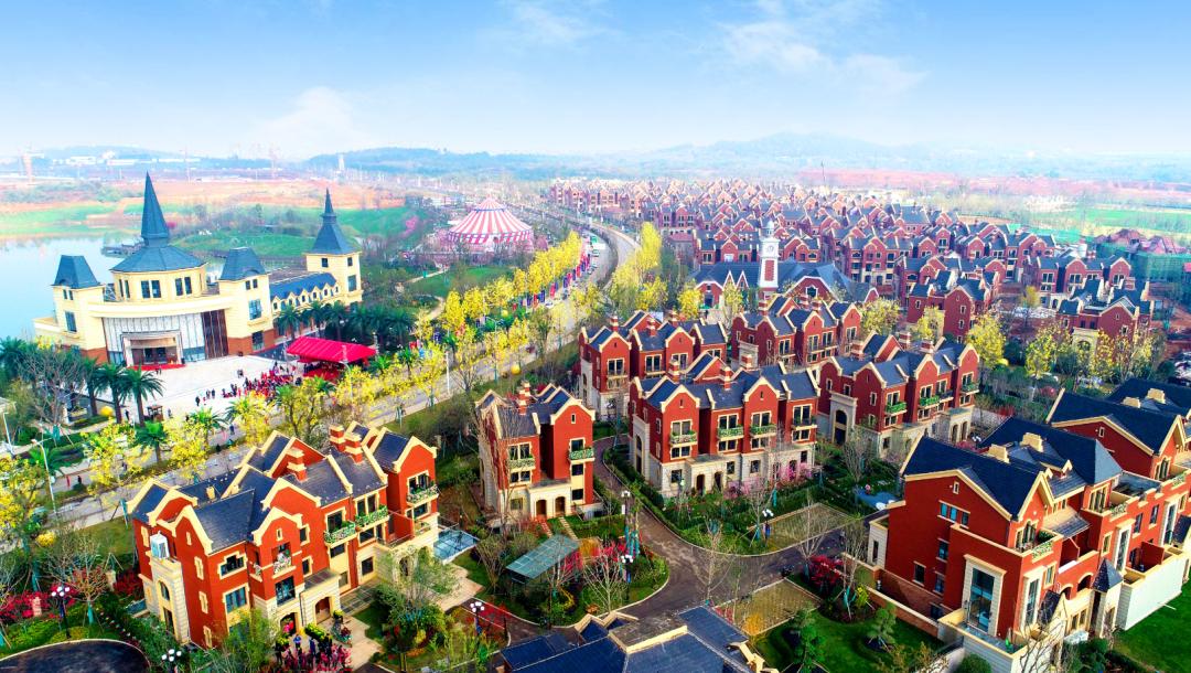 实拍武汉恒大科技旅游城视频,武汉恒大科技旅游城97平