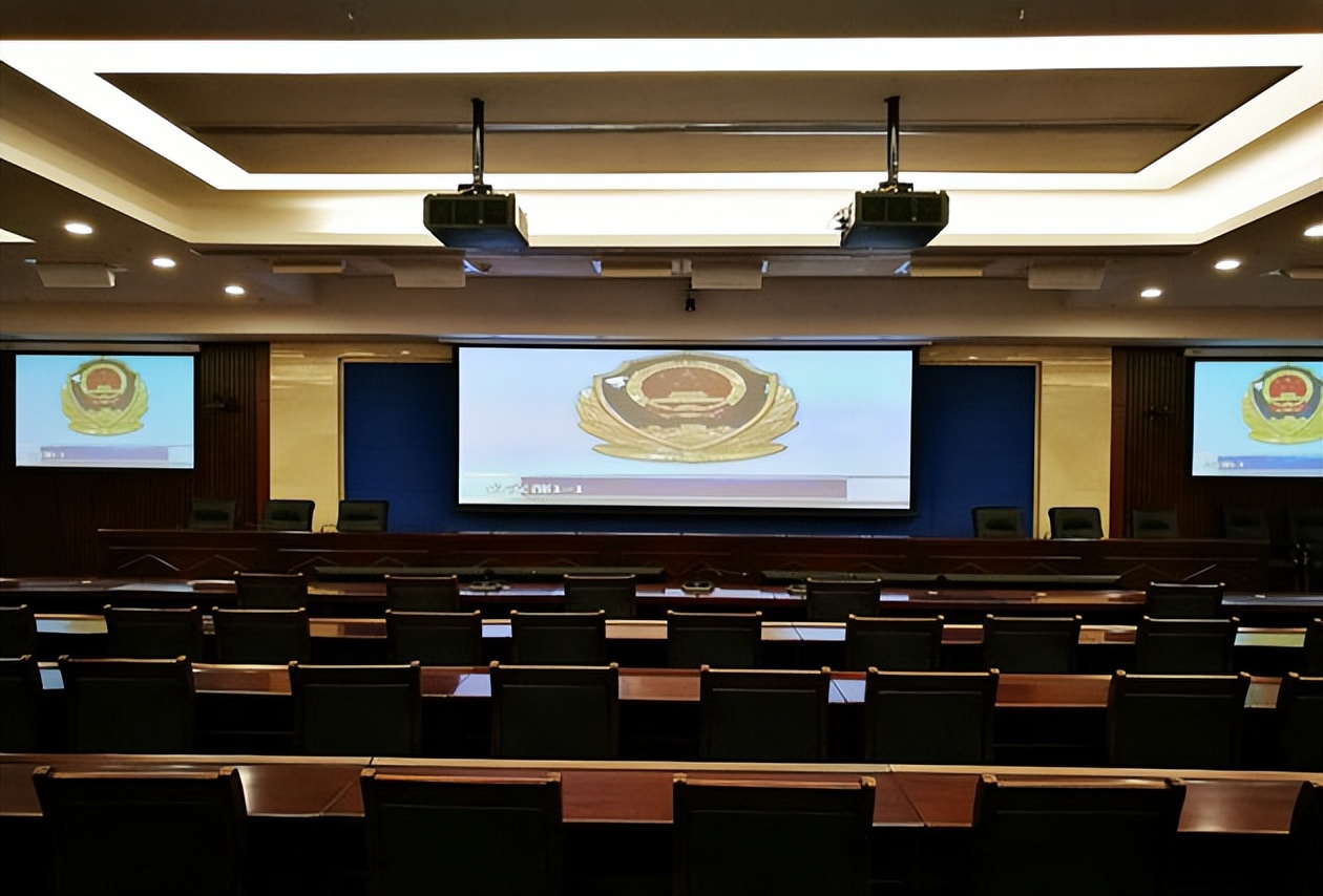 12000流明激光投影租赁,10000流明投影仪出租