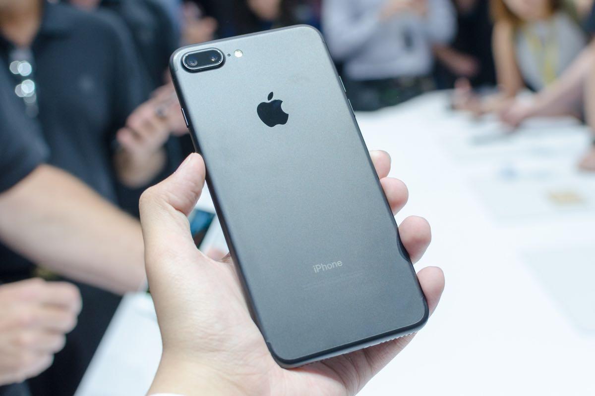 各代iphone还能用几年,一部全新iphone正常能用几年