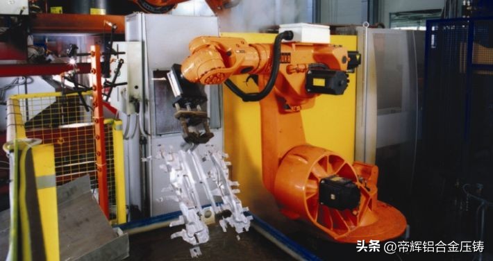 金属压铸成型工艺,金属型铸造的工艺流程是什么