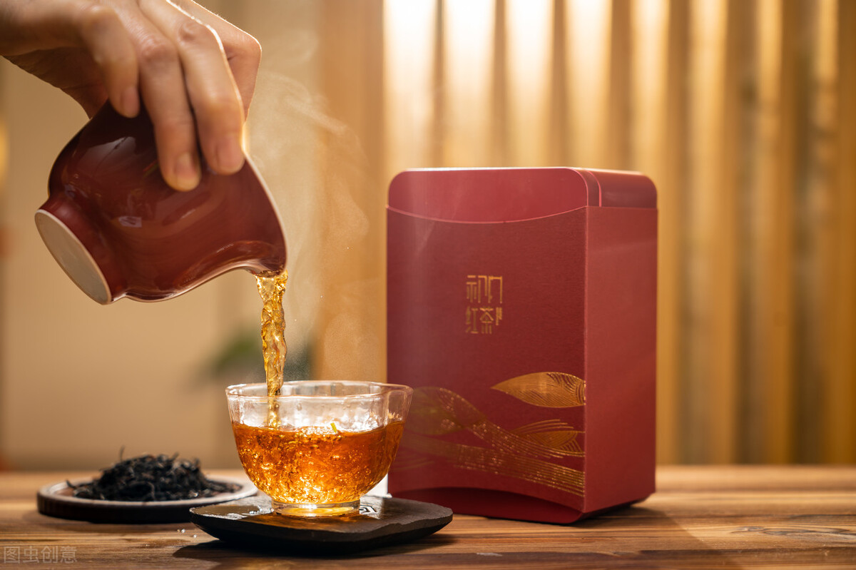 工夫茶叶和红茶有什么区别,工夫红茶和普通茶是什么意思