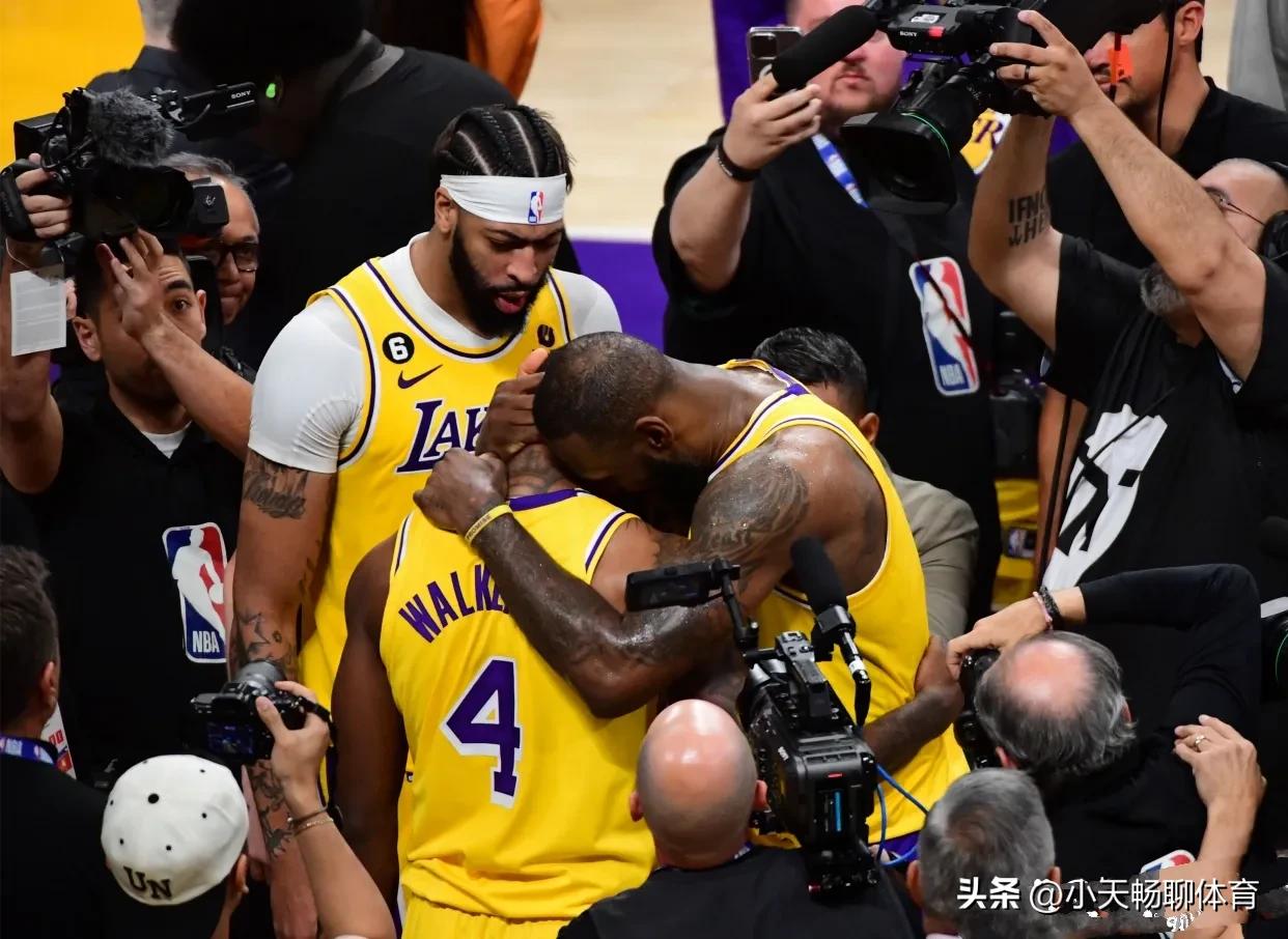 普尔撇清关系，杜经理上线再挖墙脚，库班官宣肖华再遭重创