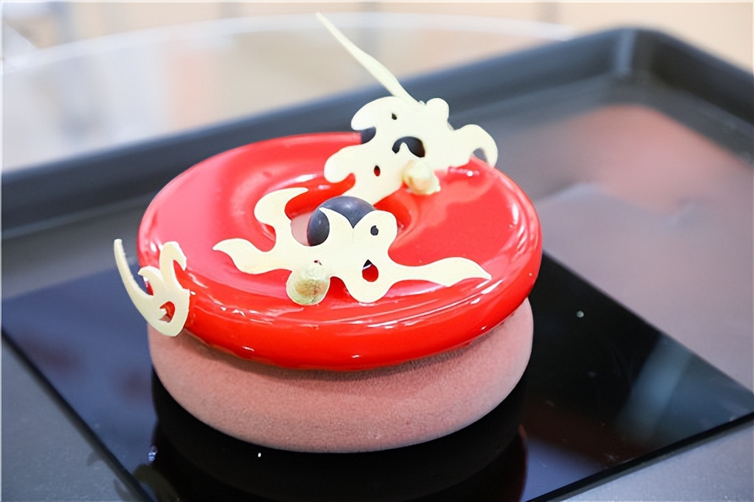 西安欧米奇蛋糕西点培训学校,西安制作蛋糕培训哪家好