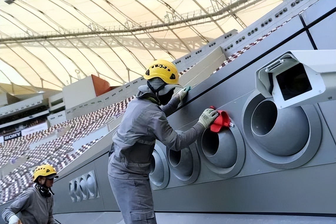 听说这届世界杯,露天球场装满了空调?这得花多少钱啊