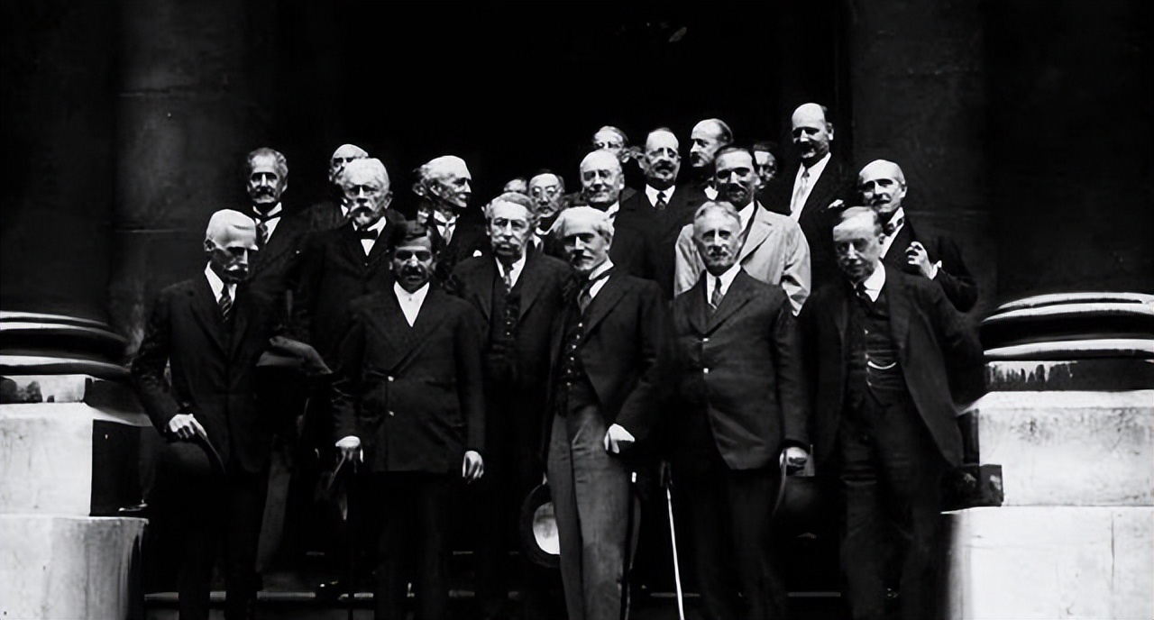 最新地产企业负债率排名,2023年地产公司负债排行