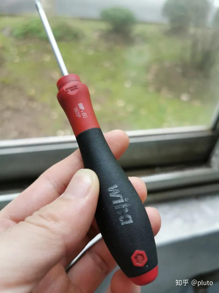 wihawera螺丝刀材质硬度,wiha螺丝刀质量如何