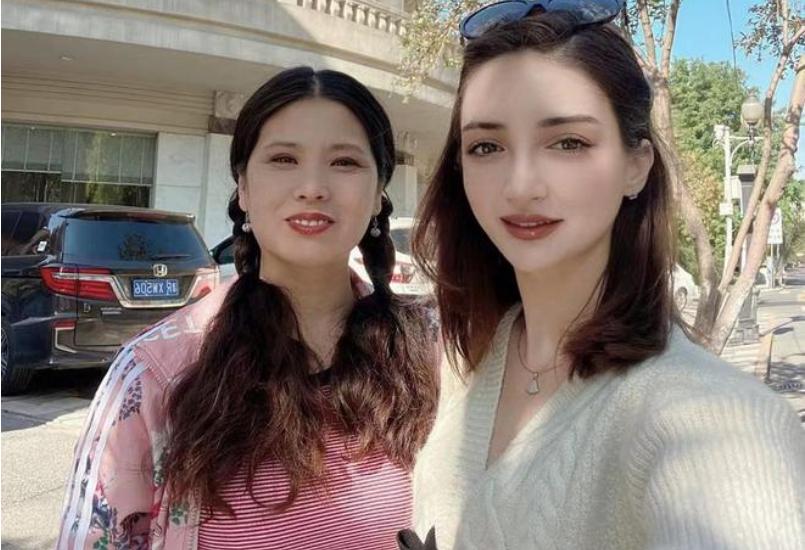 天津踢足球小伙和外国媳妇,天津踢足球小伙与乌克兰媳妇