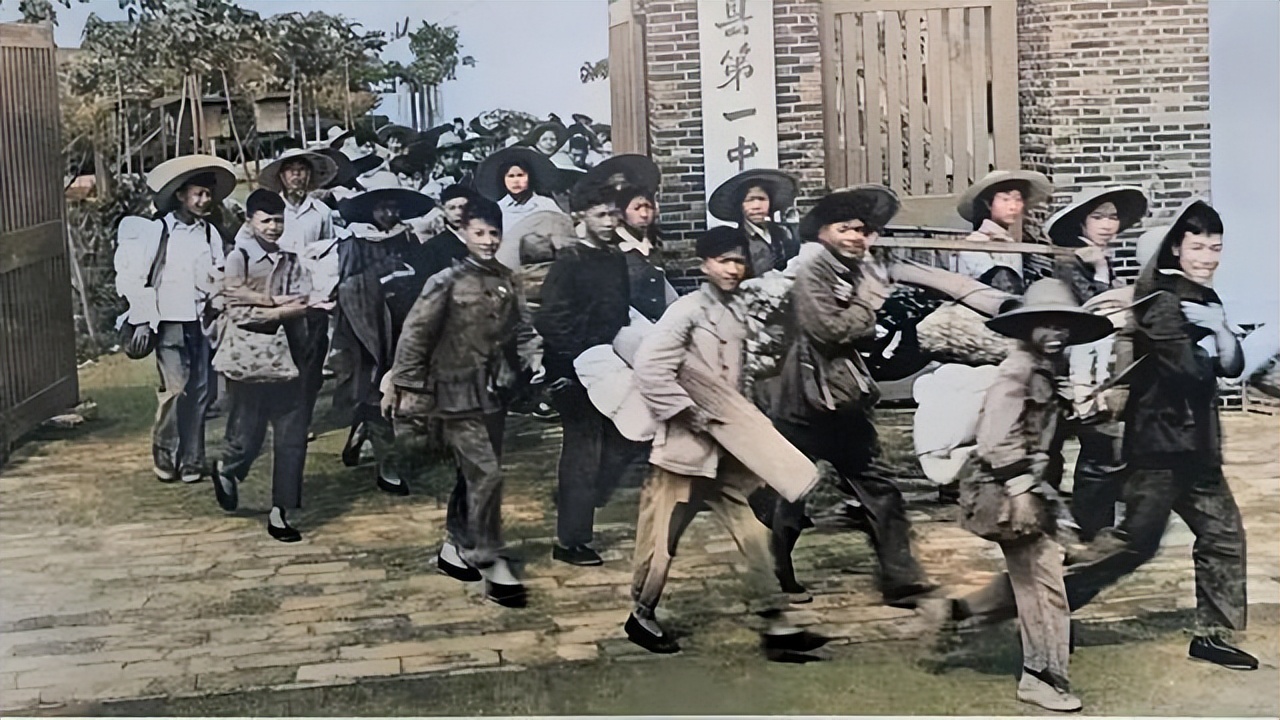 天门曾有所高中叫“小板”堪称“三路军”的奇葩