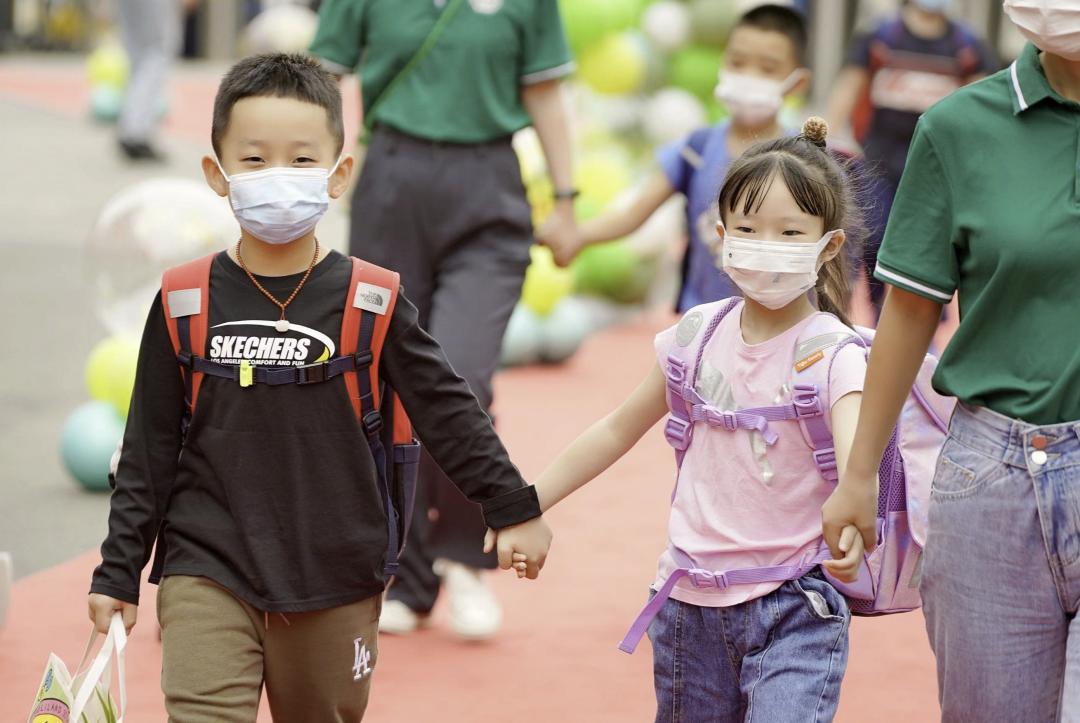 再见了，小盆友——9月19日成都家长成功“解除居家”……