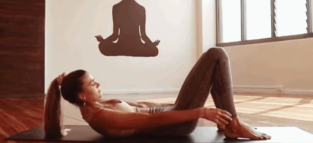 16个瑜伽腹部练习，给你马甲线和核心力量