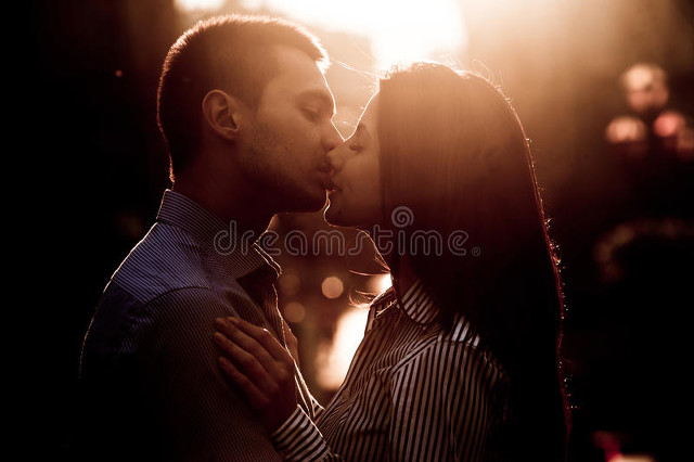 高情商女人对付男人不回信息,高情商女人怎么面对冷落自己男人