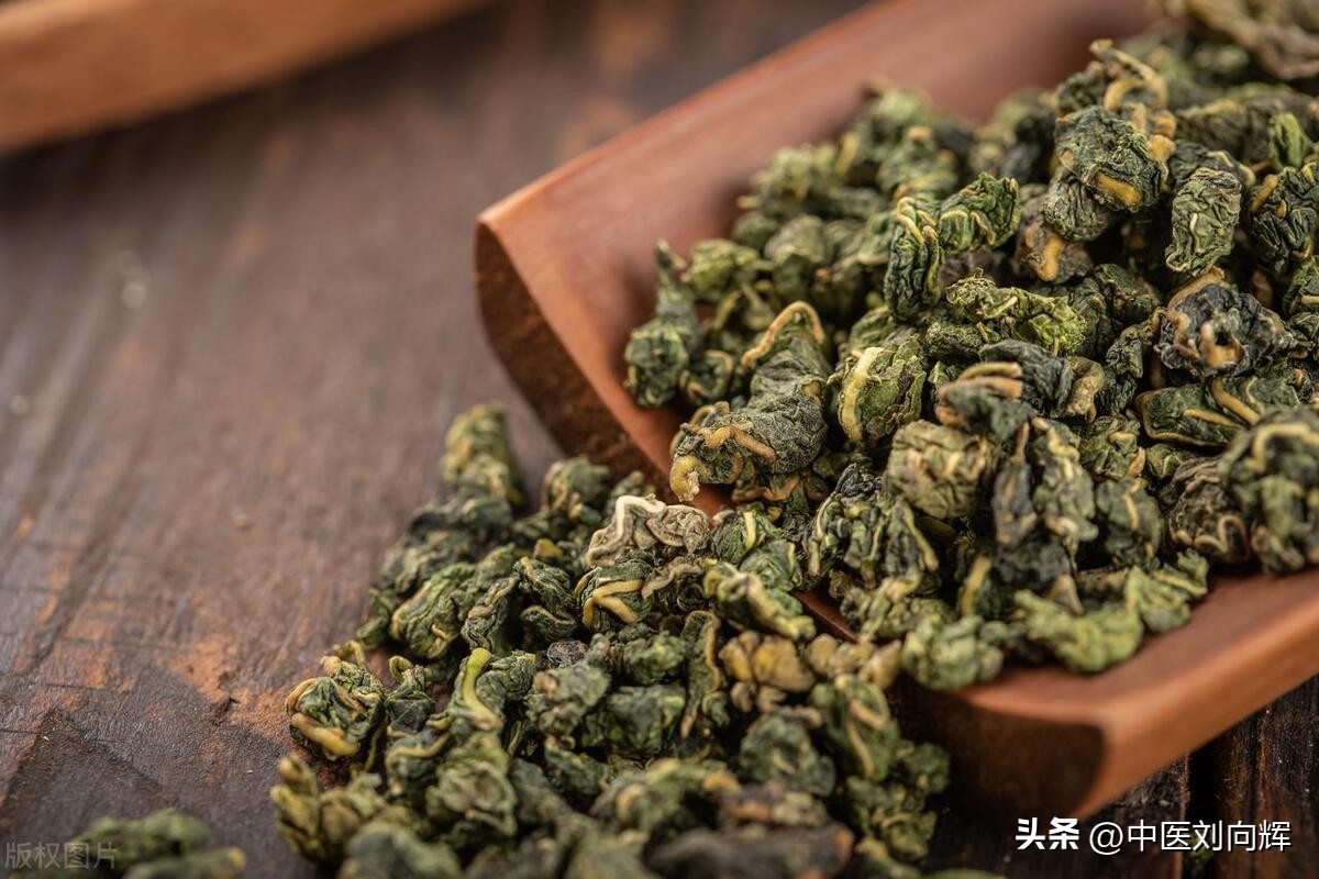 眼睛痒有血丝，说一个方子，养阴、活血还祛风，改善眼睛干涩红痒