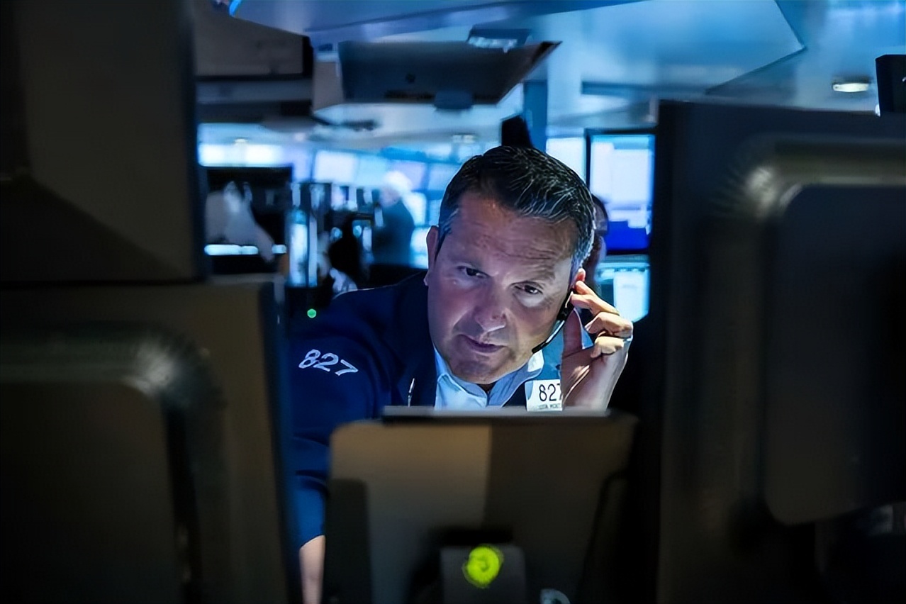 标普500以后还能维持高估值吗,标普5002023年涨了多少