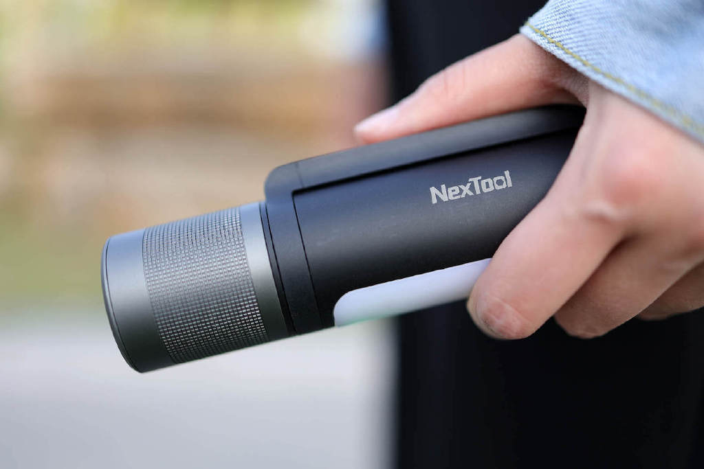 纳拓户外12合一雷鸣手电怎么充电,纳拓户外六合一雷鸣手电怎么拆解