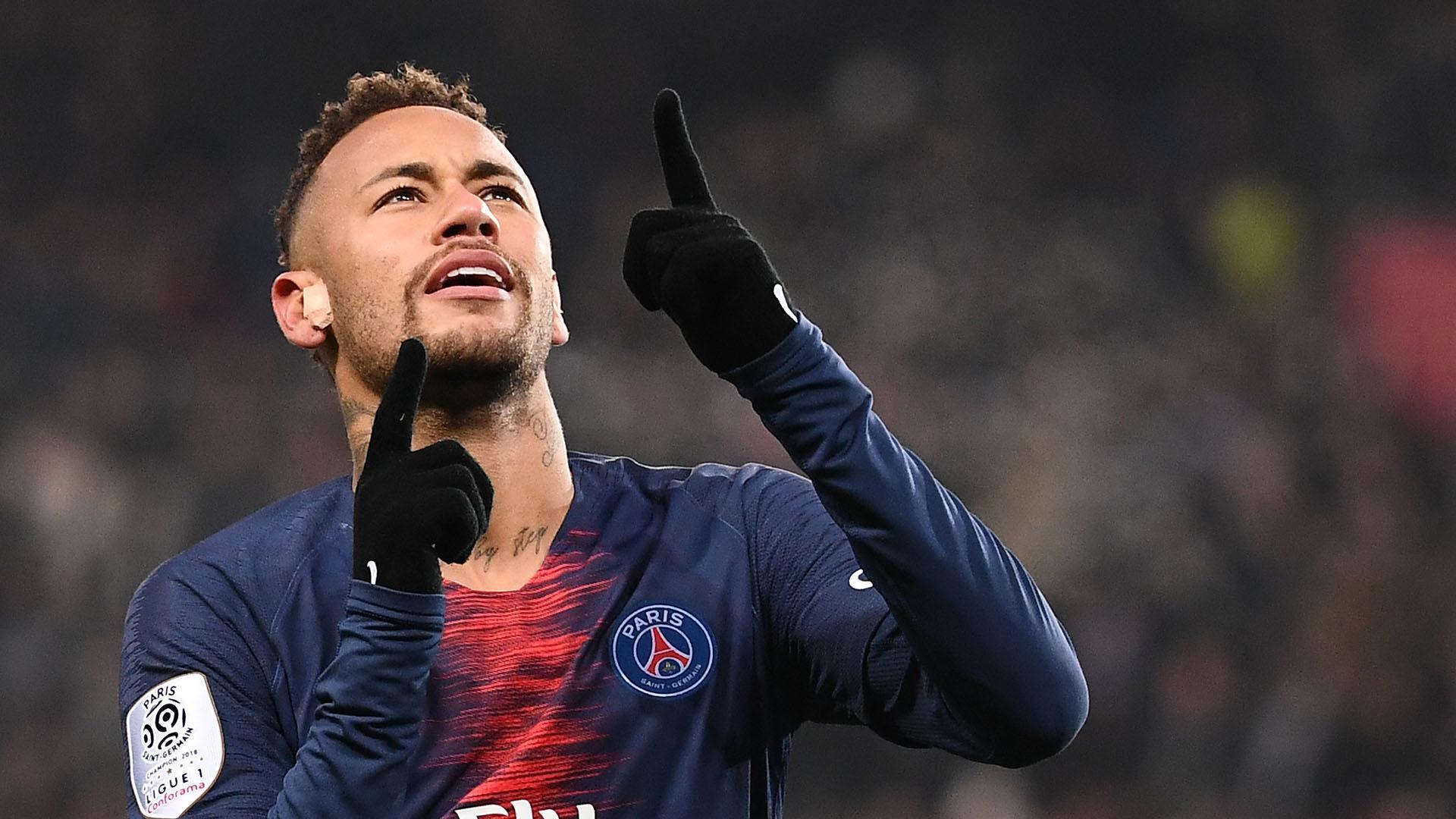 巴黎圣日耳曼历史十大传奇巨星,巴黎圣日耳曼队史十佳球