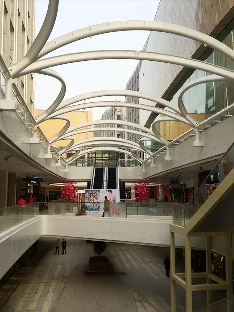 杭州市中心商场萧条吗,杭州核心地段跌了吗