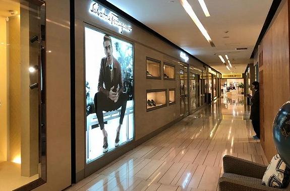 成都遇到拖欠工资,成都商场的现状