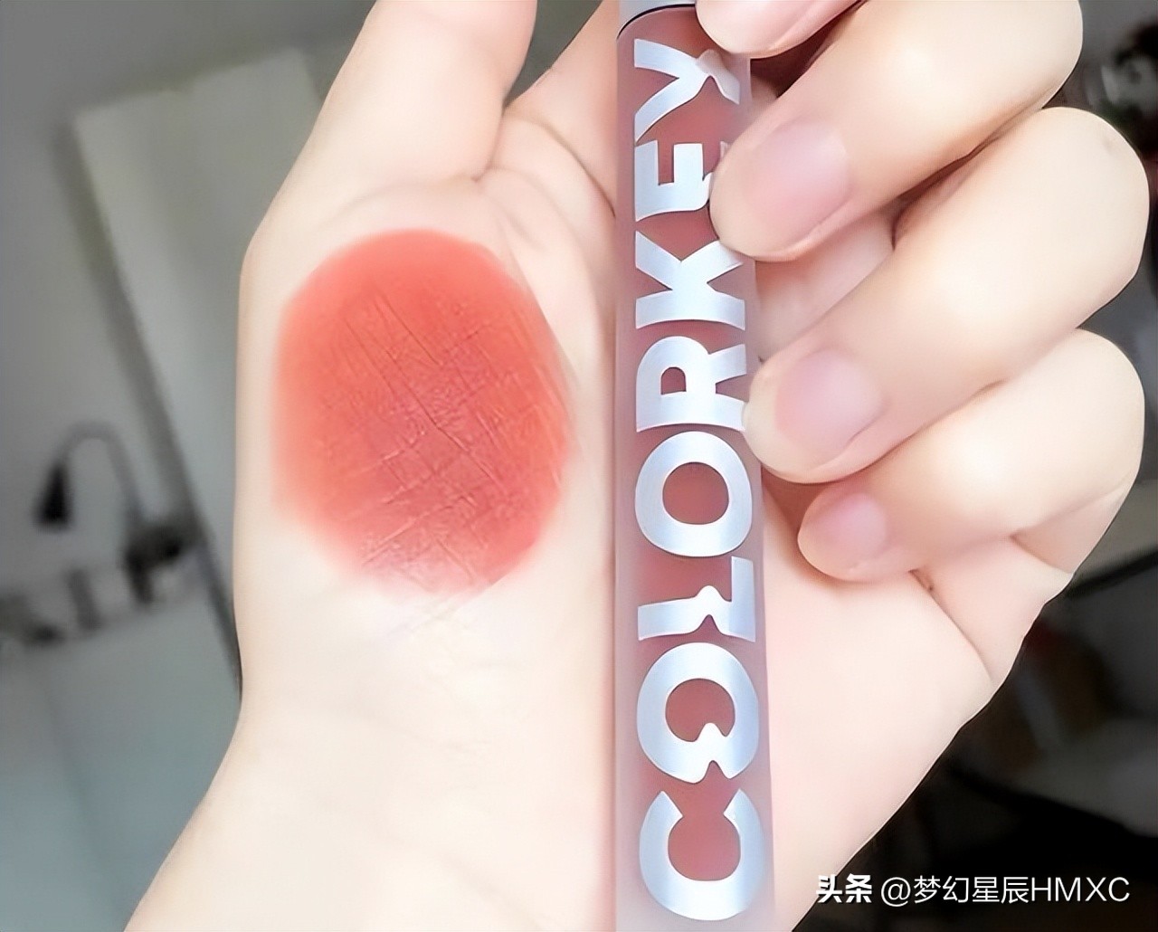 黄皮素颜女生必买的十支口红,最近很火的口红普通人试色